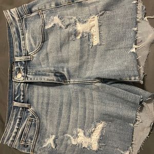 Judy Blue Lace Inlay Shorts